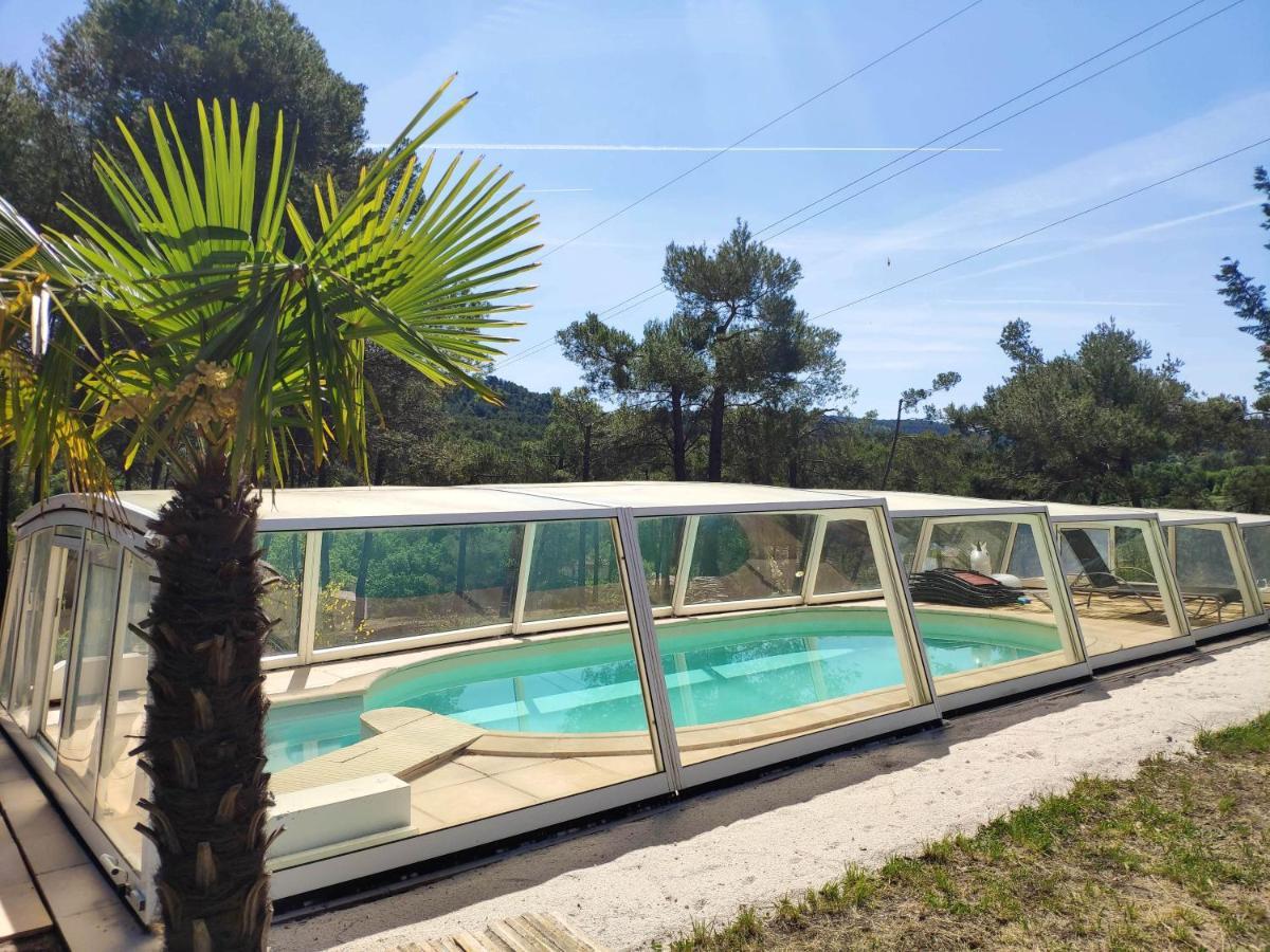 La Tourelle Suite Cosy Entre Vignoble Aixois Et Luberon Le Puy-Sainte-Reparade Exterior photo